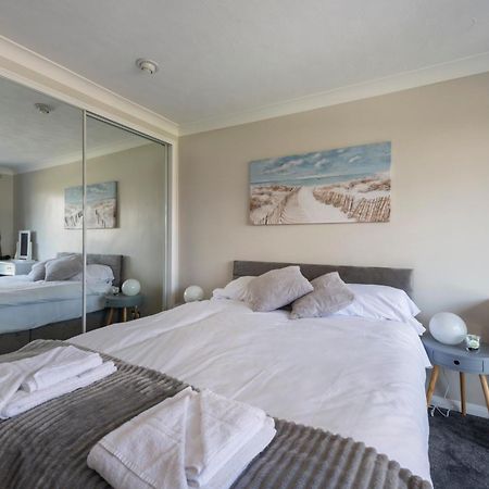 5 Bedroom Detached Beach House 풀 외부 사진