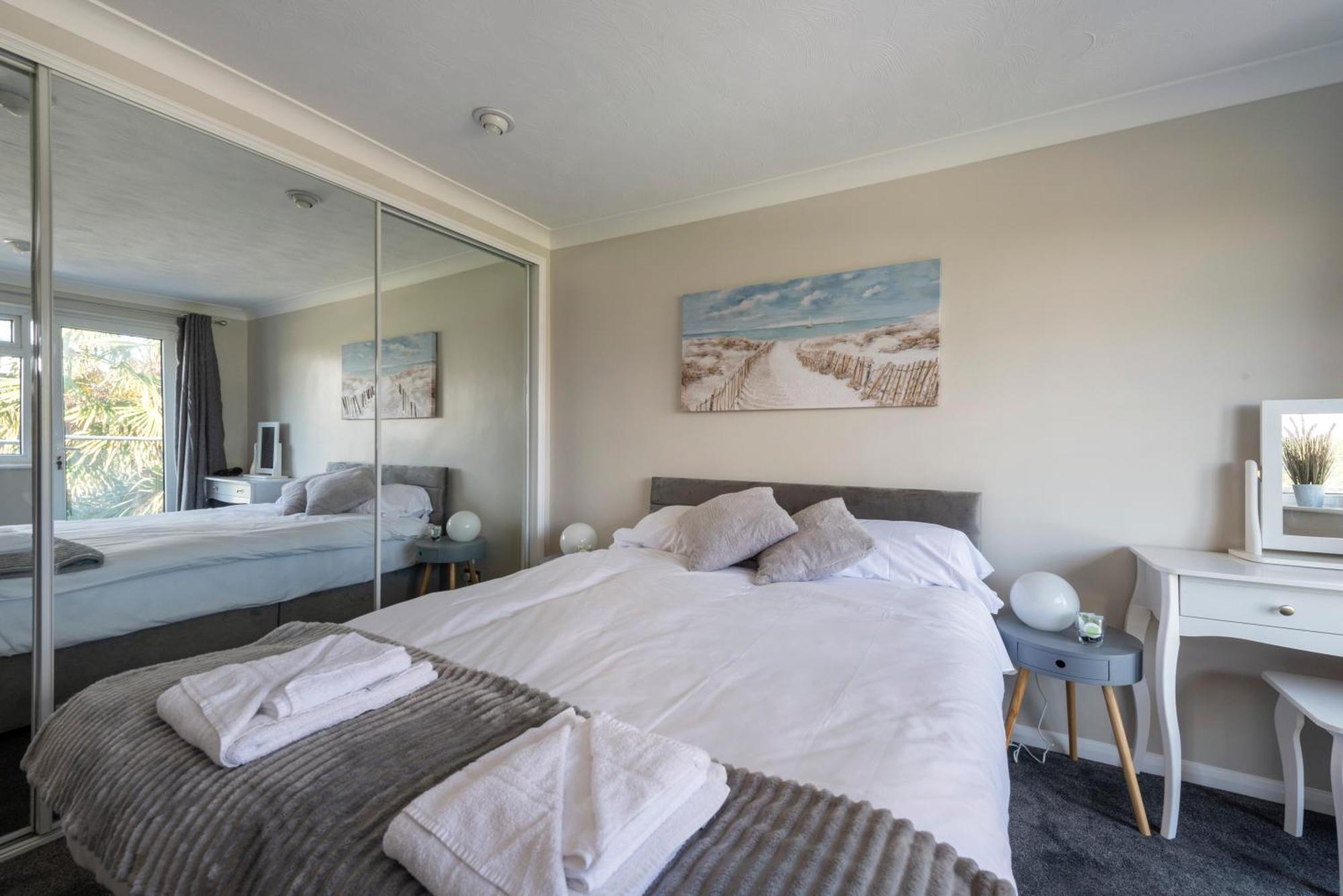 5 Bedroom Detached Beach House 풀 외부 사진