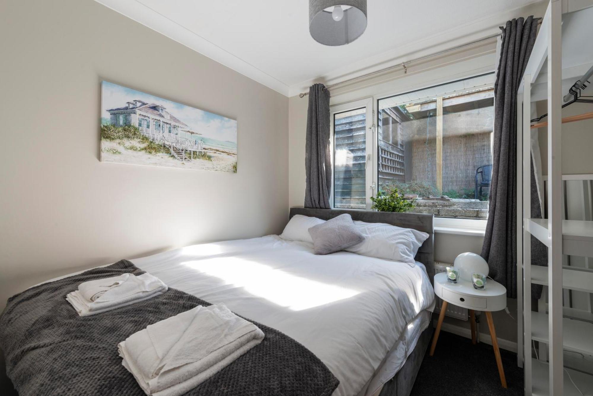 5 Bedroom Detached Beach House 풀 외부 사진